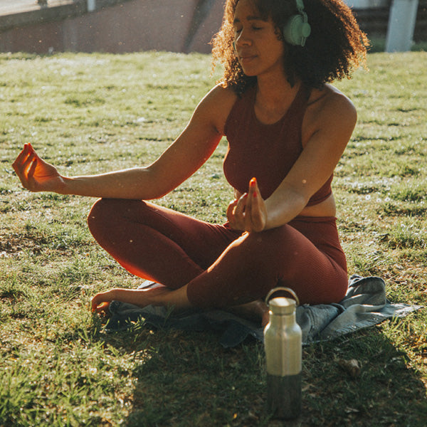 12oz-rise-reflect-with-bamboo-cap-g9 16oz_rise_reflect_yoga_park_headphones_square.jpg