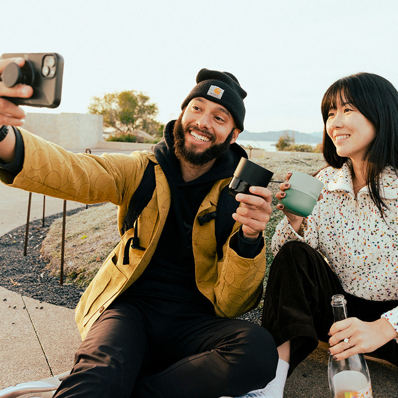 8oz-rise-lowball-tumbler-x0 8oz_rise_lowball_black_iceberg_couple_selfie_city_square.jpg