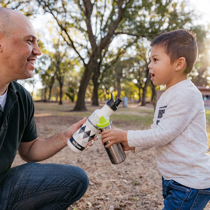 classic-kid-sippy-cap-b5 K12CNSIPPY-BS-sippy_cap_dad_lifestyle.jpg