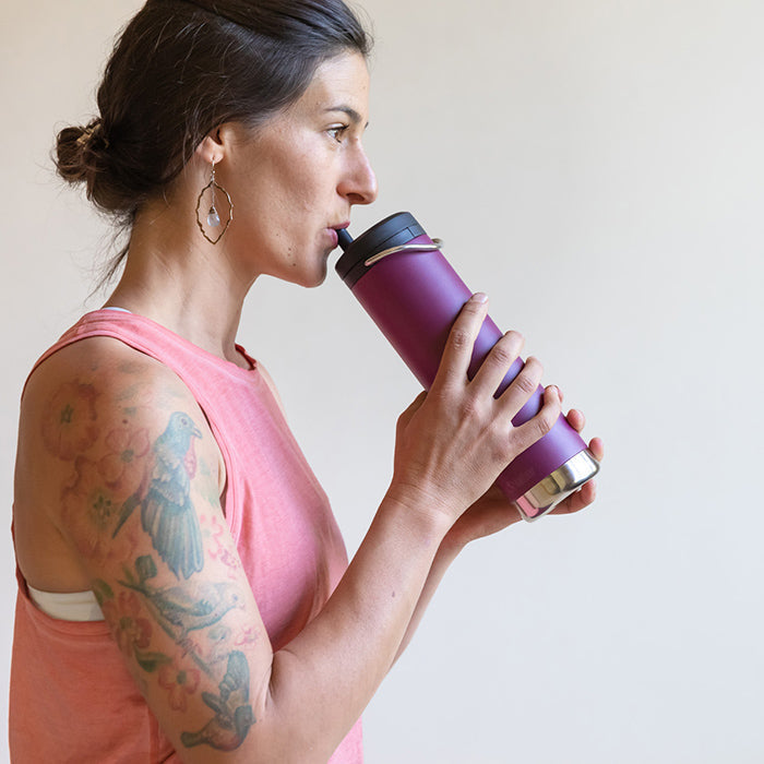 tkwide-twist-cap-with-straw-kit-u3 K20TKWPT-PP-T-TWIST-straw_cap_drinking_yoga_lifestyle_64bb08ca-98d0-4e89-83fd-b166cda65ccd.jpg