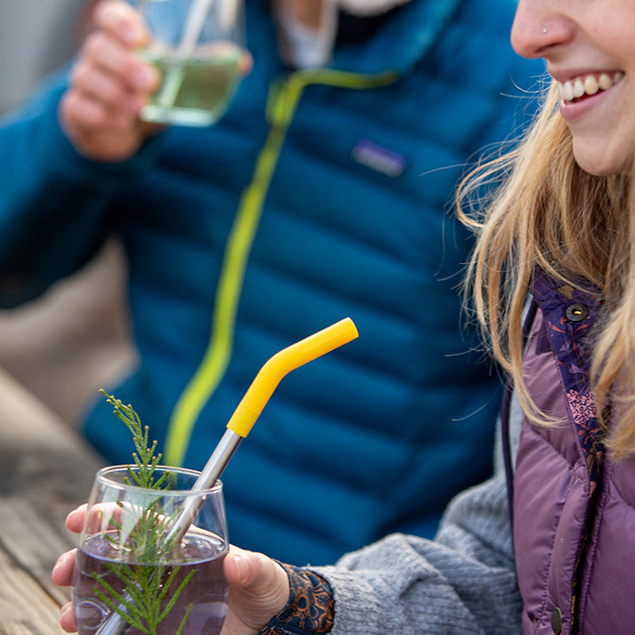 straw-4-pack-a9 recycled_steel_straw_drink_smile_lifestyle.jpg