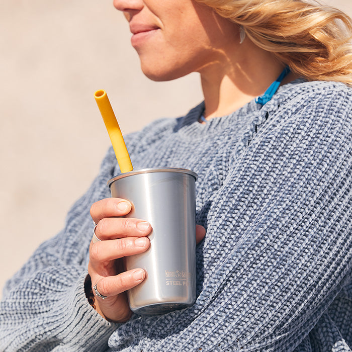 straw-4-pack-a9 recycled_steel_straw_pint_sun_lifestyle.jpg